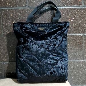 VICTORIAS SECRET BLACK LARGE VEGAN FAUX FUR TOTE BAG Overnight Quilted